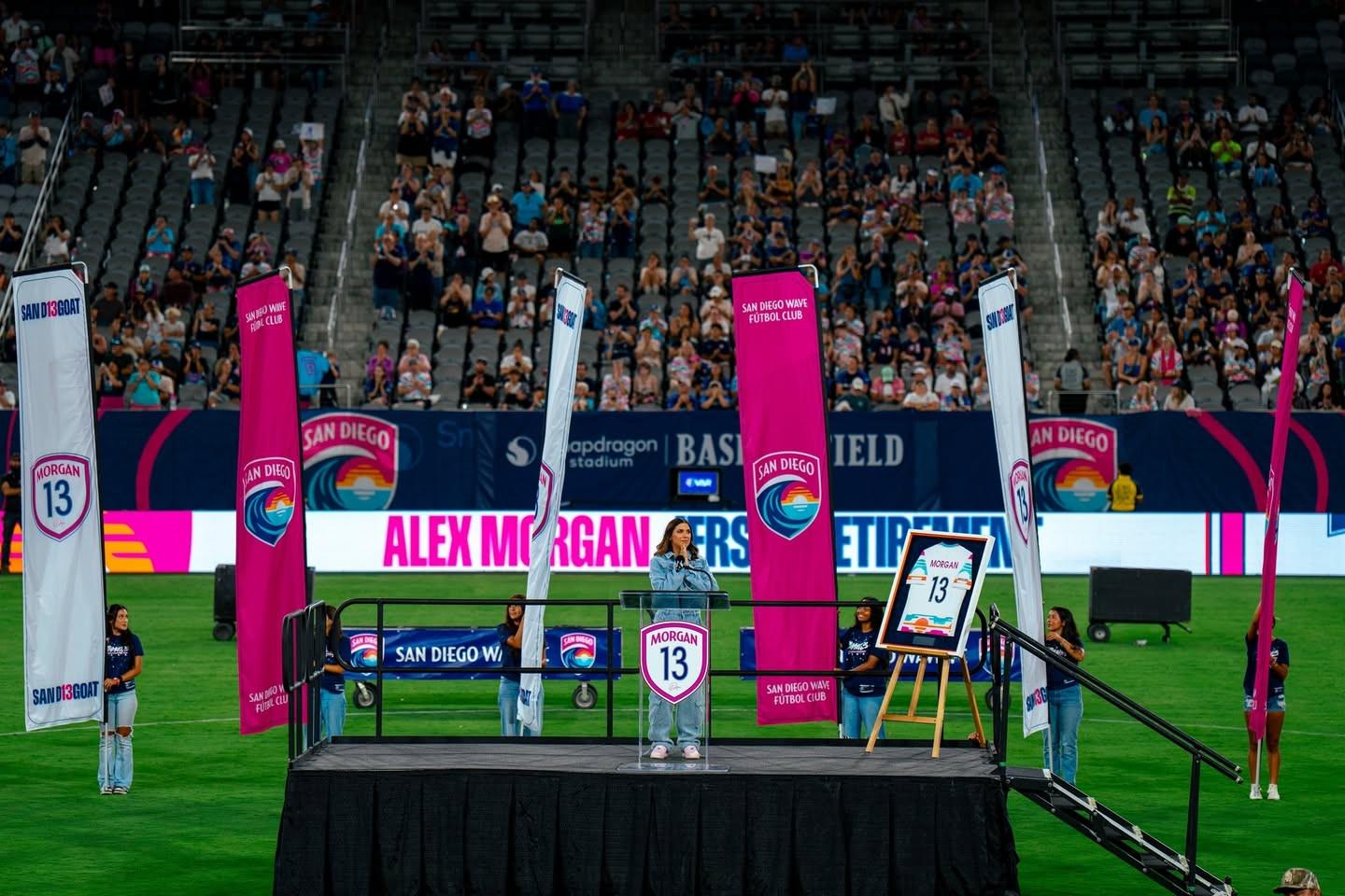 女足的比赛, 波浪俱乐部 女足的比赛, 波浪俱乐部