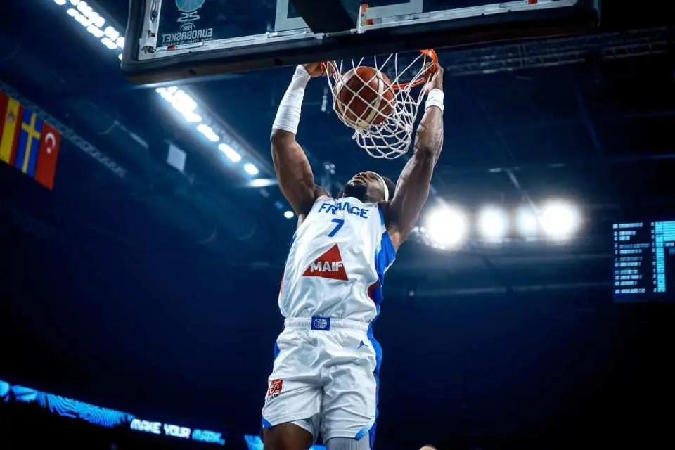 间达到了, 但是很显然, 尼克斯锋线 间达到了, 但是很显然, 尼克斯锋线