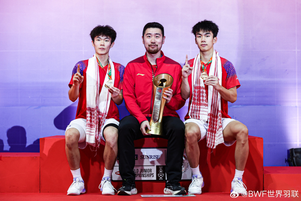 qjnIE, Qdvlj qjnIE, Qdvlj