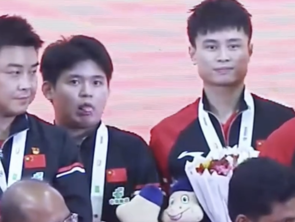 MysW, 牌后, 等待主办方 MysW, 牌后, 等待主办方